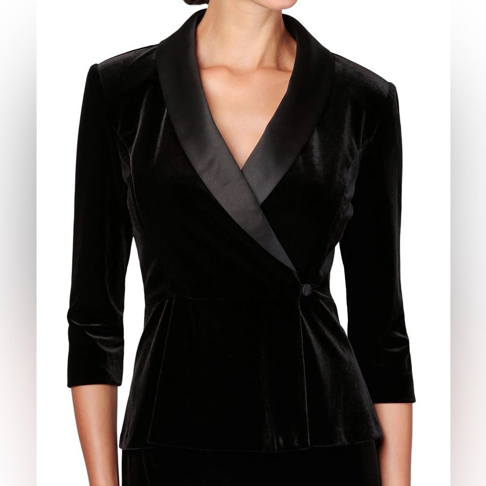 Alex Evening 3/4 Sleeve Velvet Satin Collar & Modified Peplum Waist Jacket Small